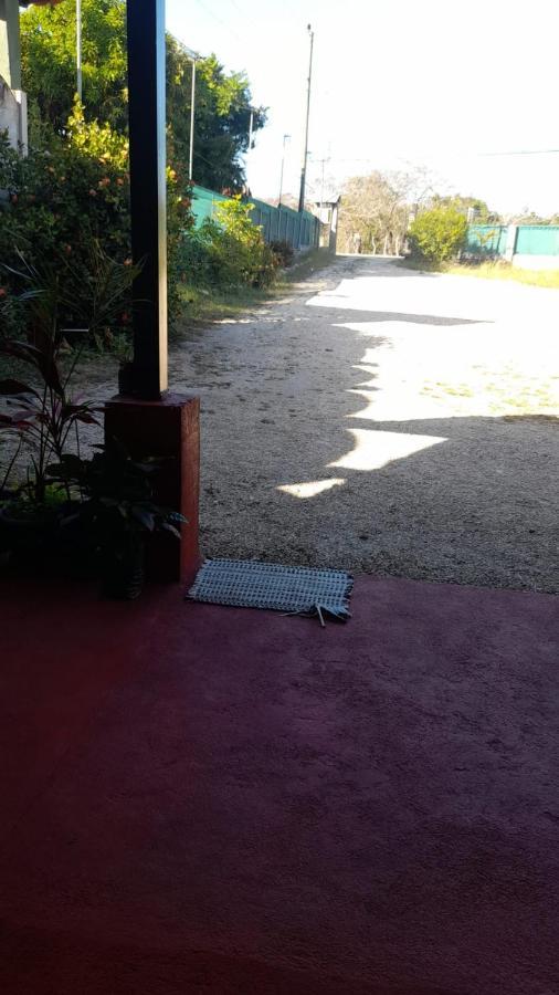 Hospedaje Angela Nicoya Bagian luar foto