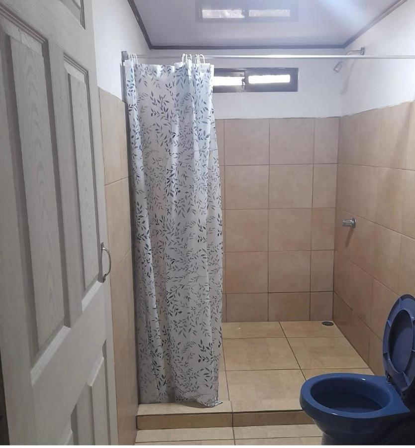 Hospedaje Angela Nicoya Bagian luar foto