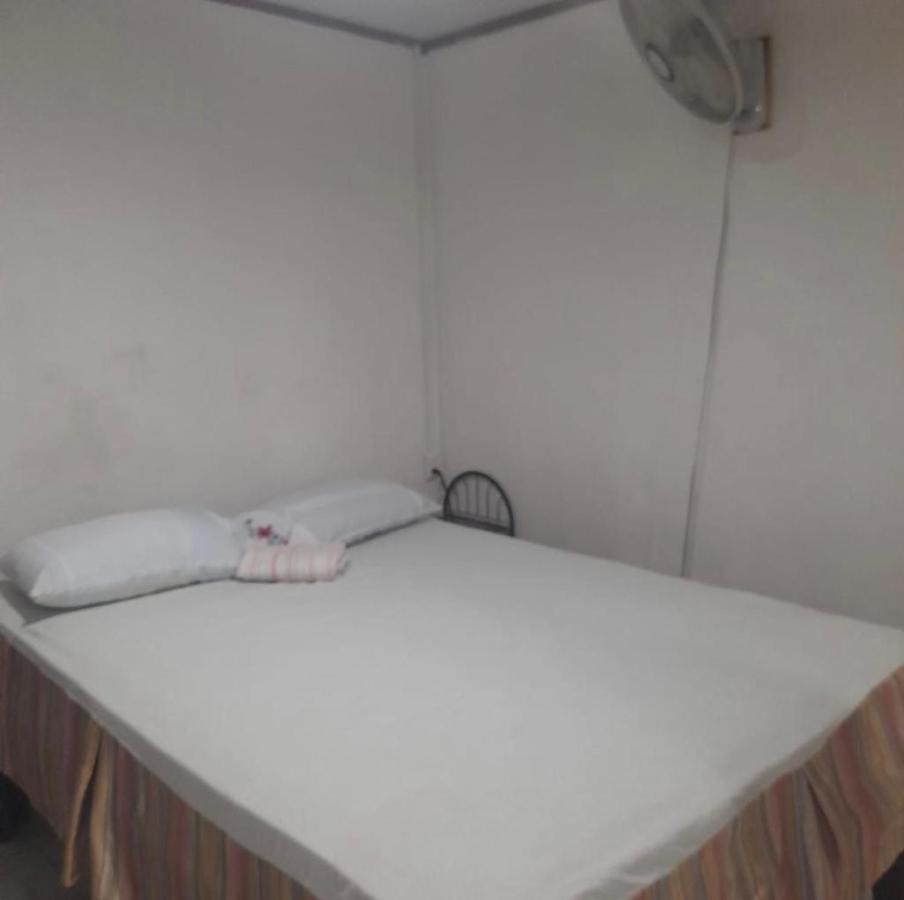 Hospedaje Angela Nicoya Bagian luar foto